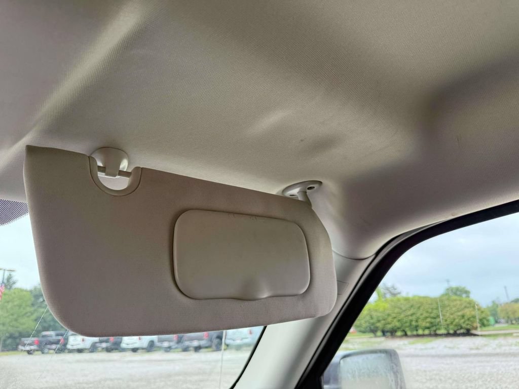 Used 2015 Jeep Patriot Latitude FWD image 24