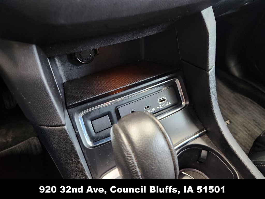 Used 2023 Subaru Ascent Limited image 31