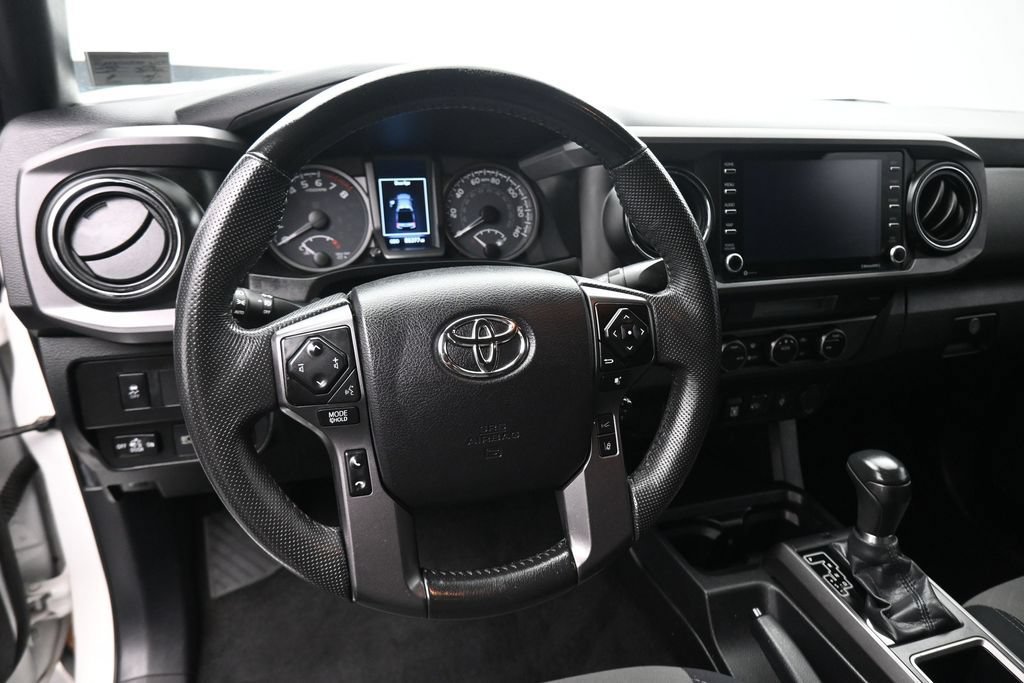 Used 2022 Toyota Tacoma TRD Off-Road RWD image 14