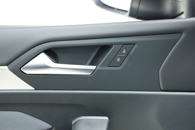 New 2025 Volkswagen Jetta SE image 31