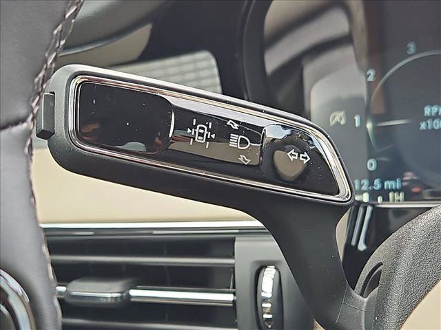 Used 2026 Lincoln Corsair Premiere FWD image 16