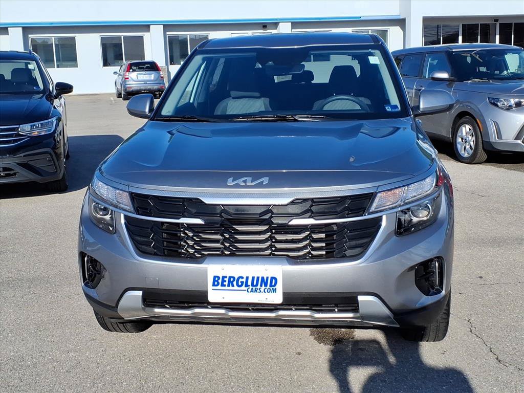 Used 2026 Kia Seltos LX AWD/4WD image 8