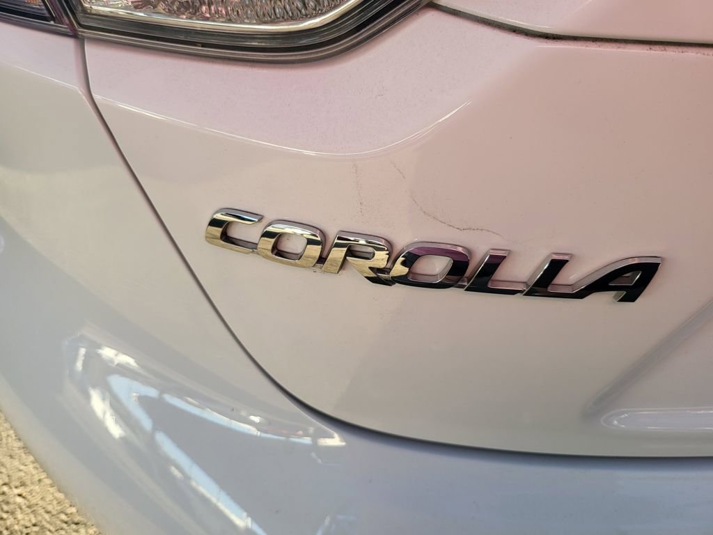Used 2025 Toyota Corolla LE image 10