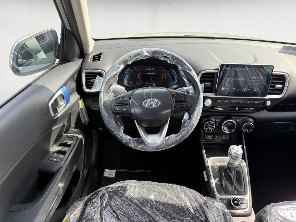 New 2026 Hyundai Venue SEL FWD image 11