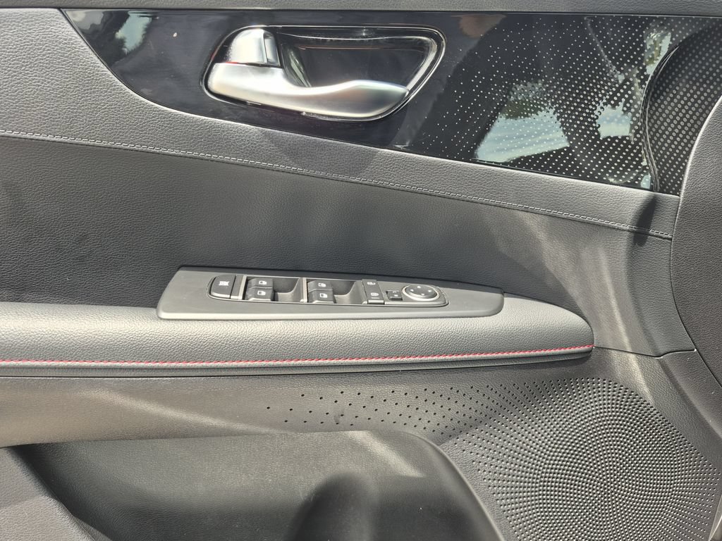 Used 2023 Kia Forte GT w/ GT2 Package FWD image 7
