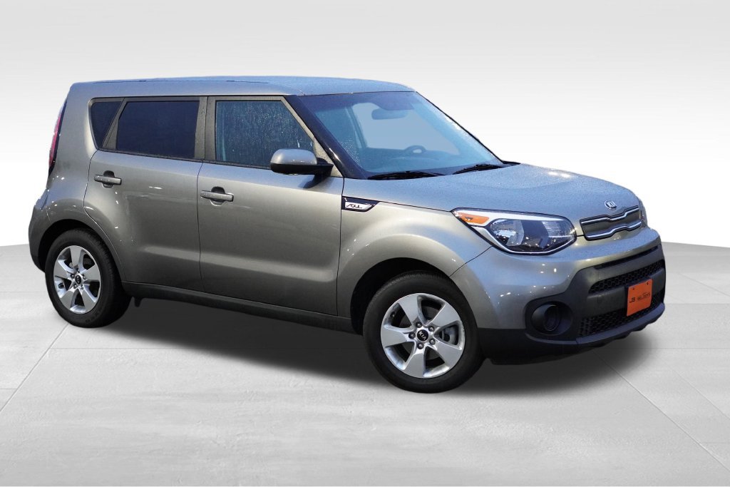 Used 2018 Kia Soul FWD image 2