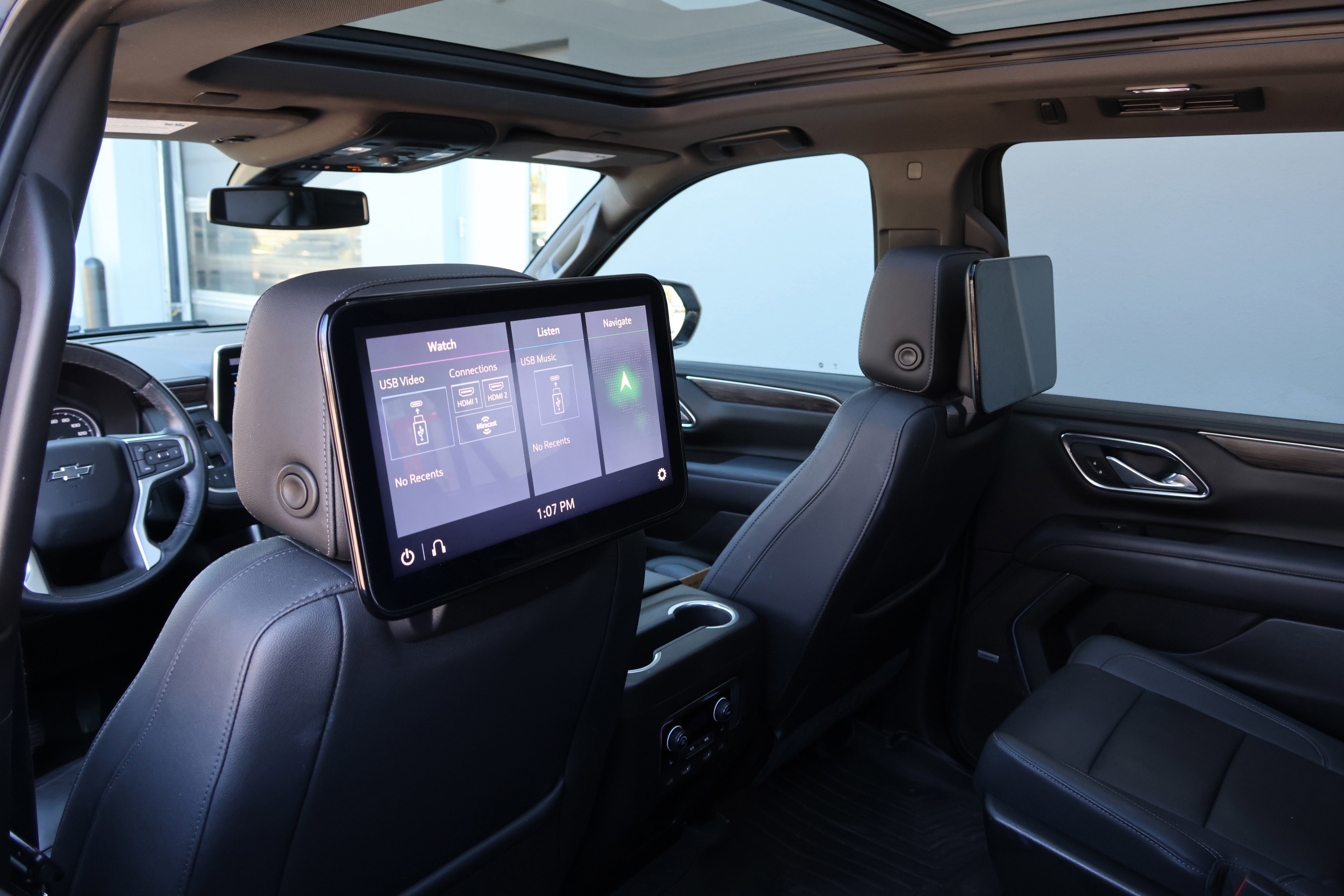 Used 2021 Chevrolet Suburban Z71 w/ Z71 Off-Road Package image 37