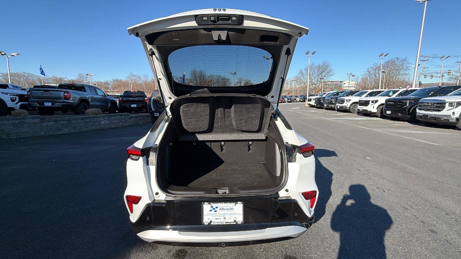 Used 2025 Buick Envista Sport Touring image 26