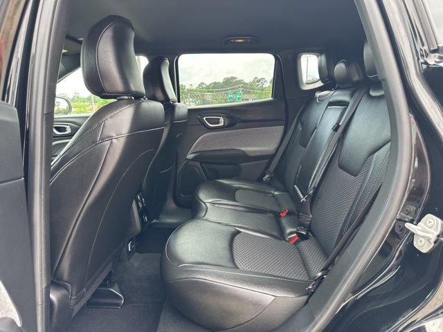 Used 2025 Jeep Compass Latitude AWD/4WD image 26