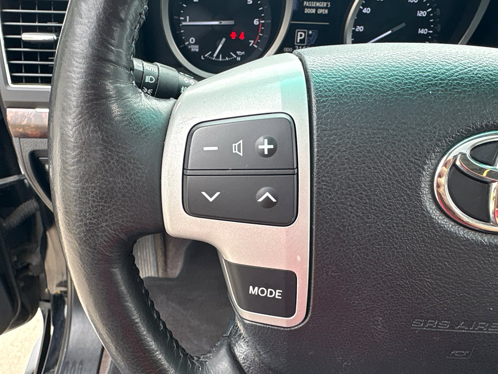 Used 2015 Toyota Land Cruiser AWD/4WD image 13