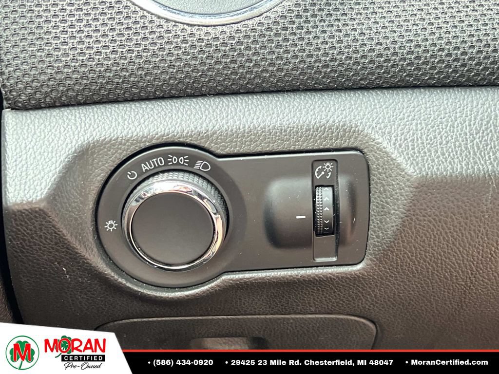 Used 2012 Chevrolet Cruze LT FWD image 25