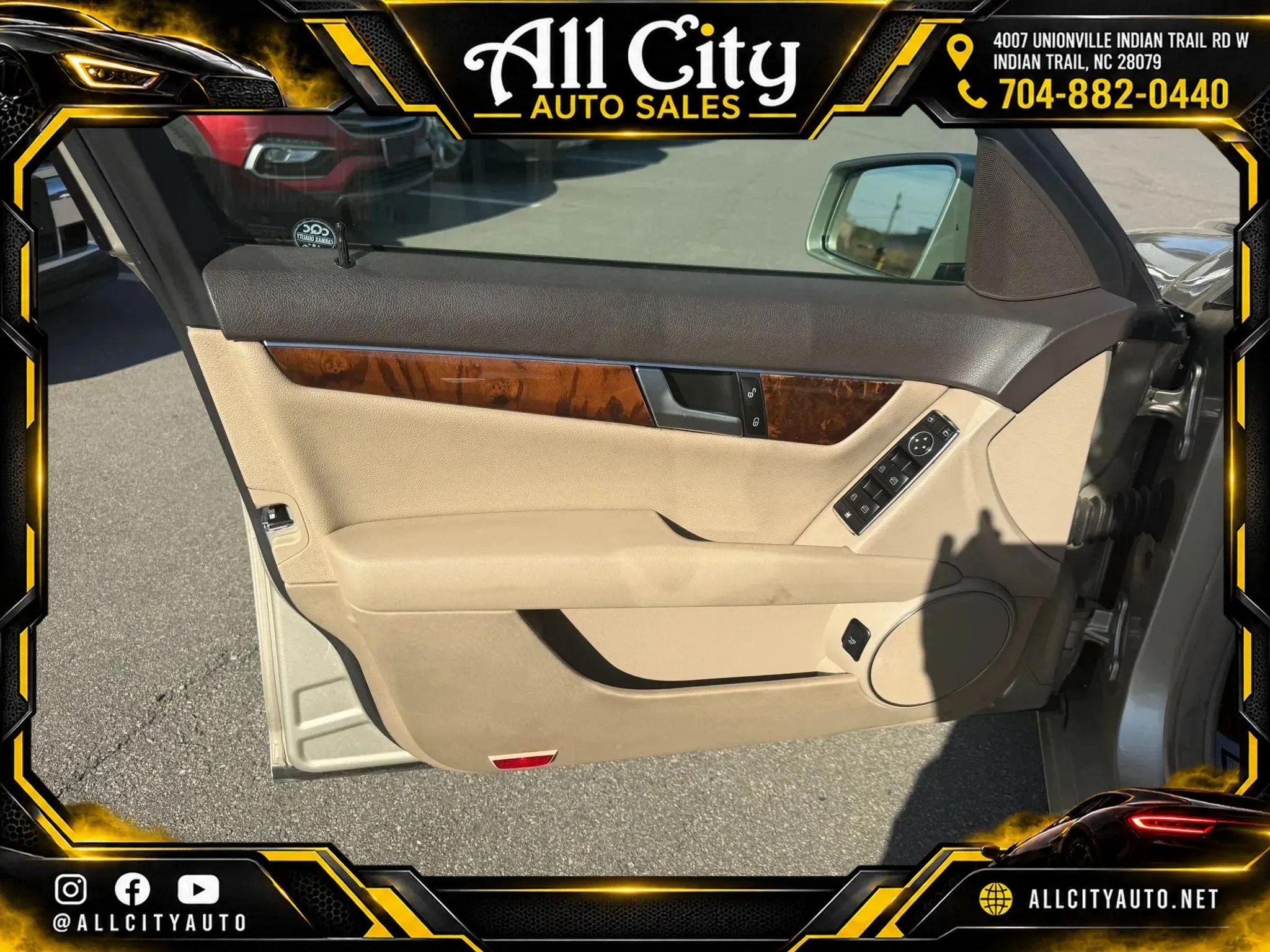 Used 2012 Mercedes-Benz C 250 Sedan image 13