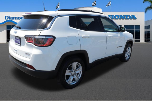 Used 2022 Jeep Compass Latitude FWD image 7