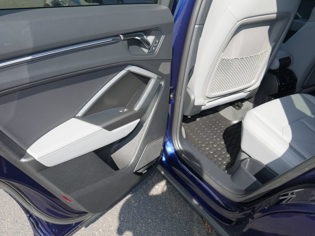 Certified 2023 Audi Q3 2.0T Premium Plus w/ Premium Plus Package AWD/4WD image 19