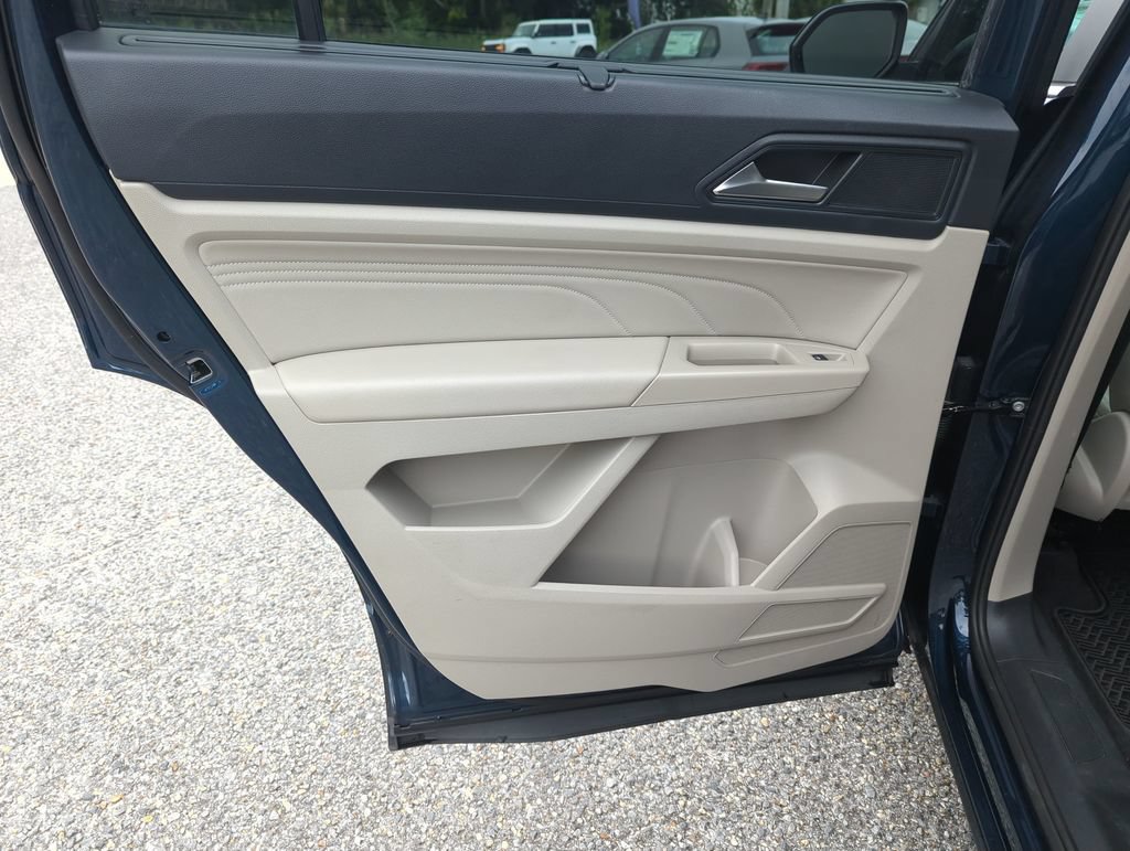 Certified 2023 Volkswagen Atlas SE w/ Panoramic Sunroof Package FWD image 29
