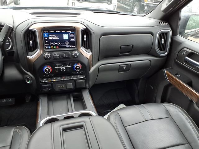 Used 2020 Chevrolet Silverado 1500 High Country w/ Technology Package AWD/4WD image 15