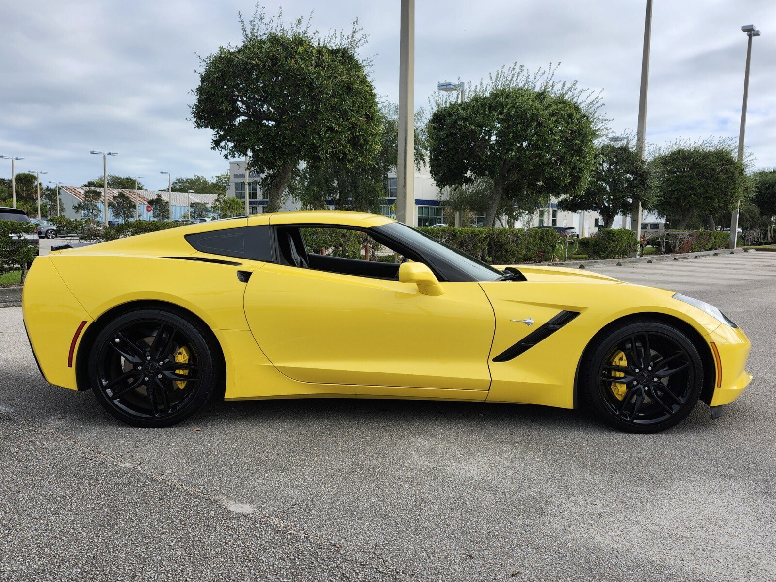 Used 2019 Chevrolet Corvette Stingray Coupe w/ 2LT Preferred Equipment Group image 3