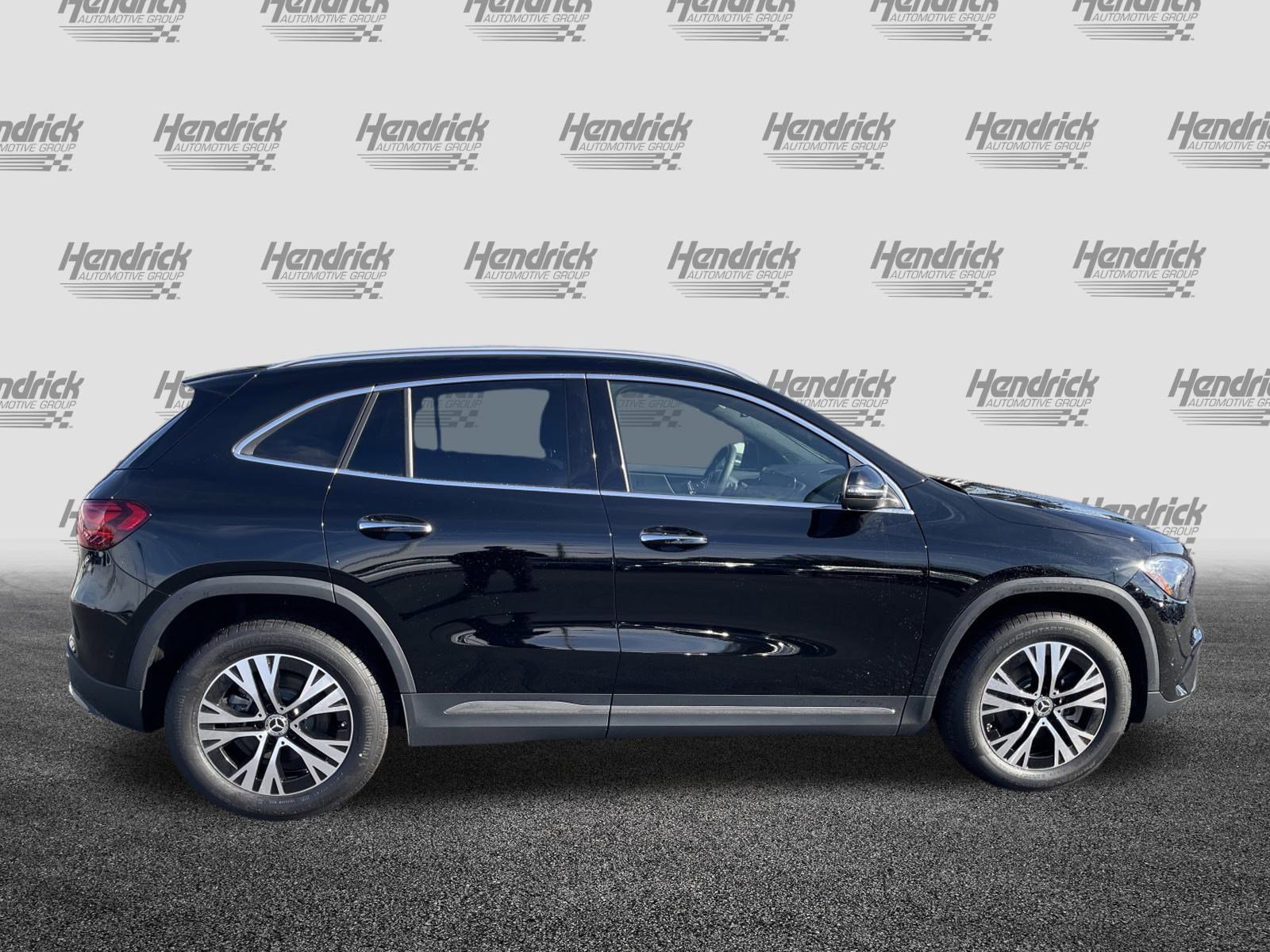 Certified 2025 Mercedes-Benz GLA 250 4MATIC w/ Driver Assistance Package image 11