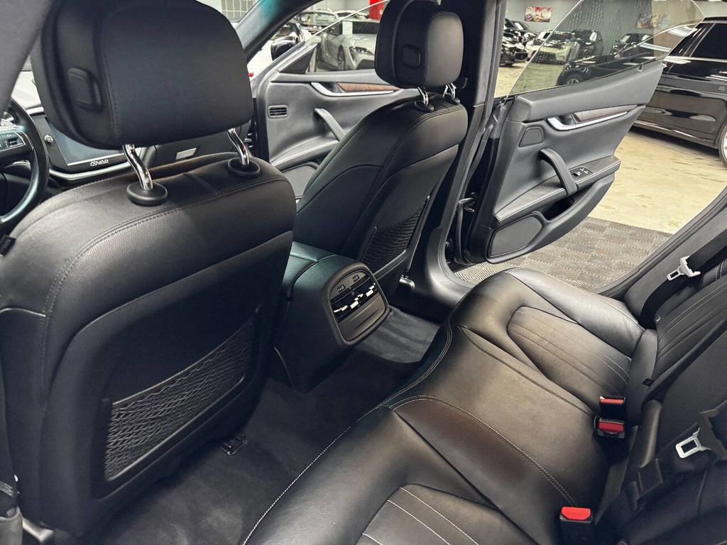 Used 2016 Maserati Ghibli S image 43