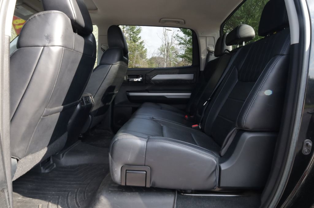 Used 2018 Toyota Tundra Platinum image 11