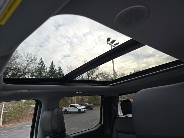 Used 2021 Ford F150 Lariat w/ Equipment Group 502A High image 24