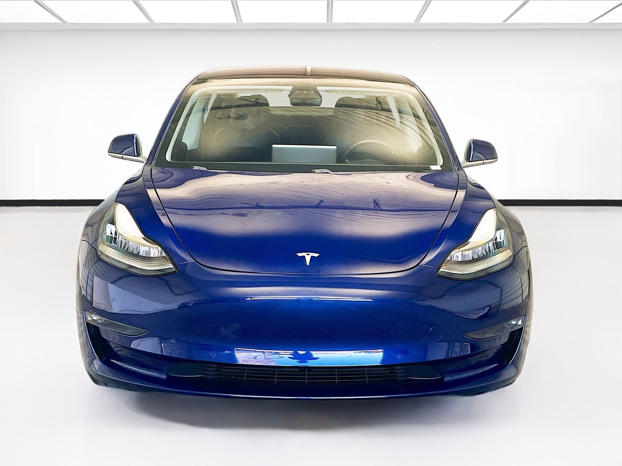 Used 2018 Tesla Model 3 Long Range image 2