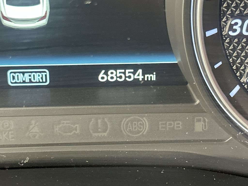 Used 2020 Genesis G70 2.0T RWD image 35