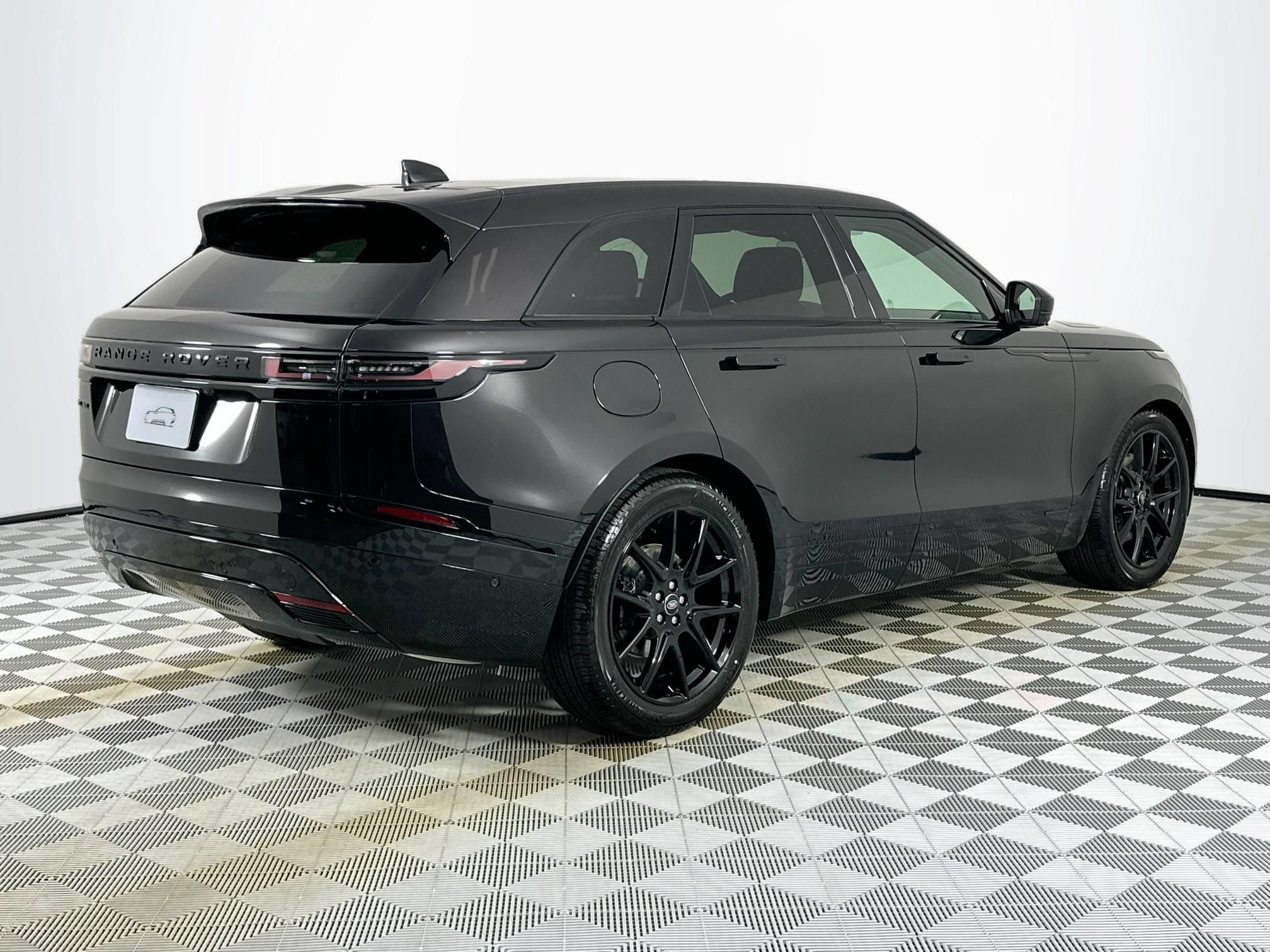 Used 2026 Land Rover Range Rover Velar Belgravia AWD/4WD image 5