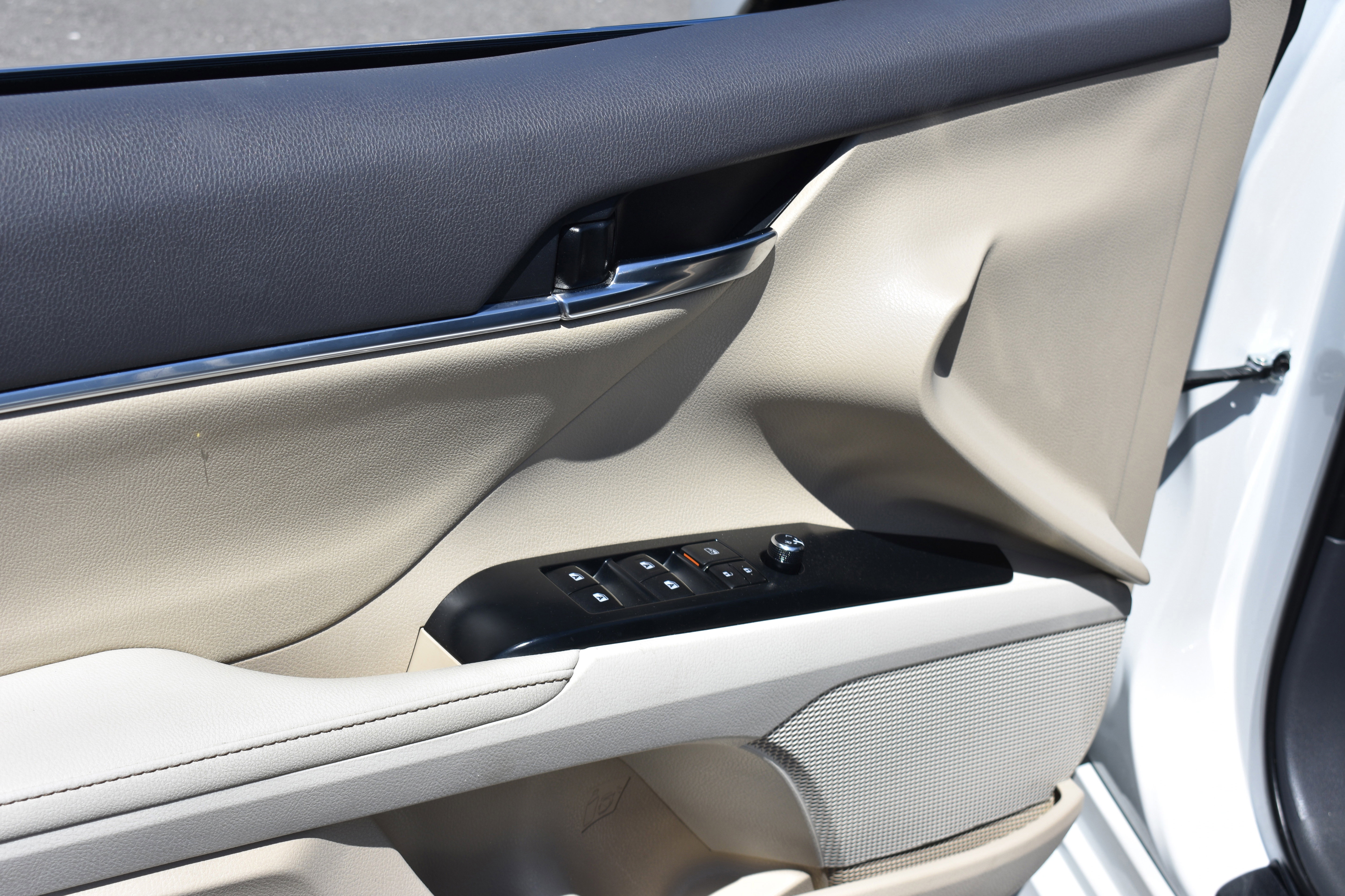 Used 2019 Toyota Camry XLE FWD image 24