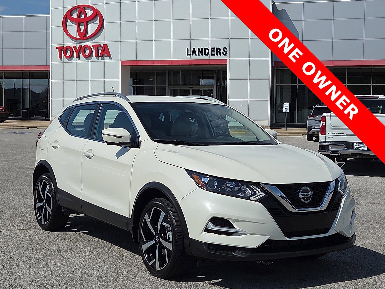 Used 2022 Nissan Rogue Sport SL