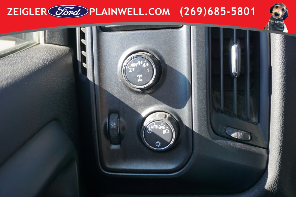 Used 2019 Chevrolet Silverado 1500 W/T w/ WT Convenience Package AWD/4WD image 27