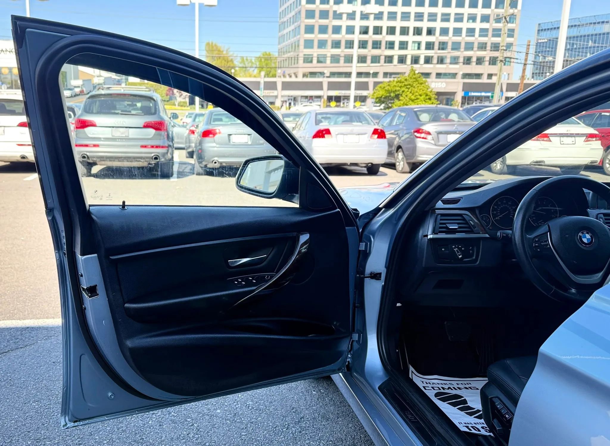 Used 2015 BMW 328i xDrive Sedan AWD/4WD image 9
