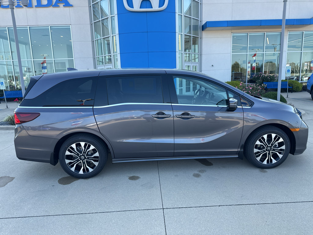 New 2027 Honda Odyssey Elite image 4