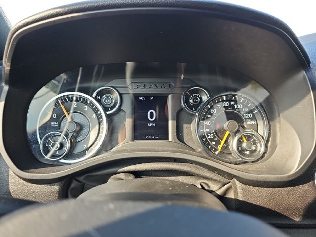 Used 2022 RAM 1500 Big Horn AWD/4WD image 21