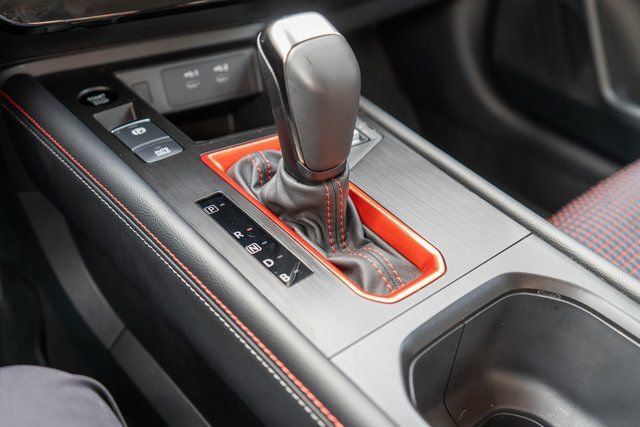 Certified 2025 Nissan Kicks SR image 32