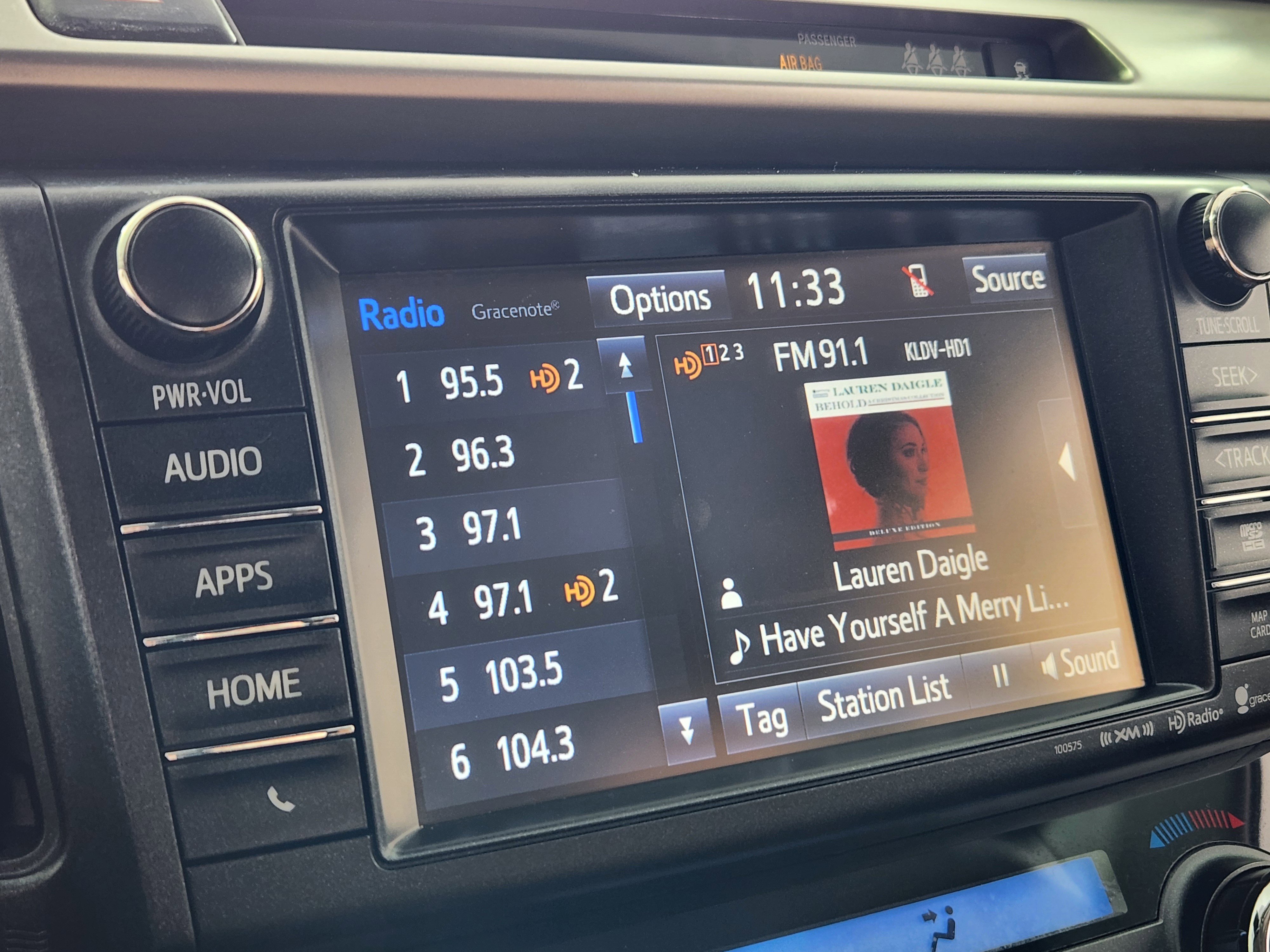 Used 2017 Toyota RAV4 Limited image 21