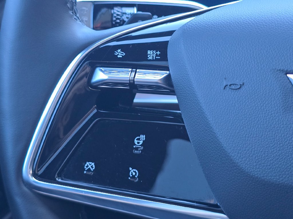Certified 2024 Cadillac Lyriq Sport w/ LPO, Floor Liner Package AWD/4WD image 54