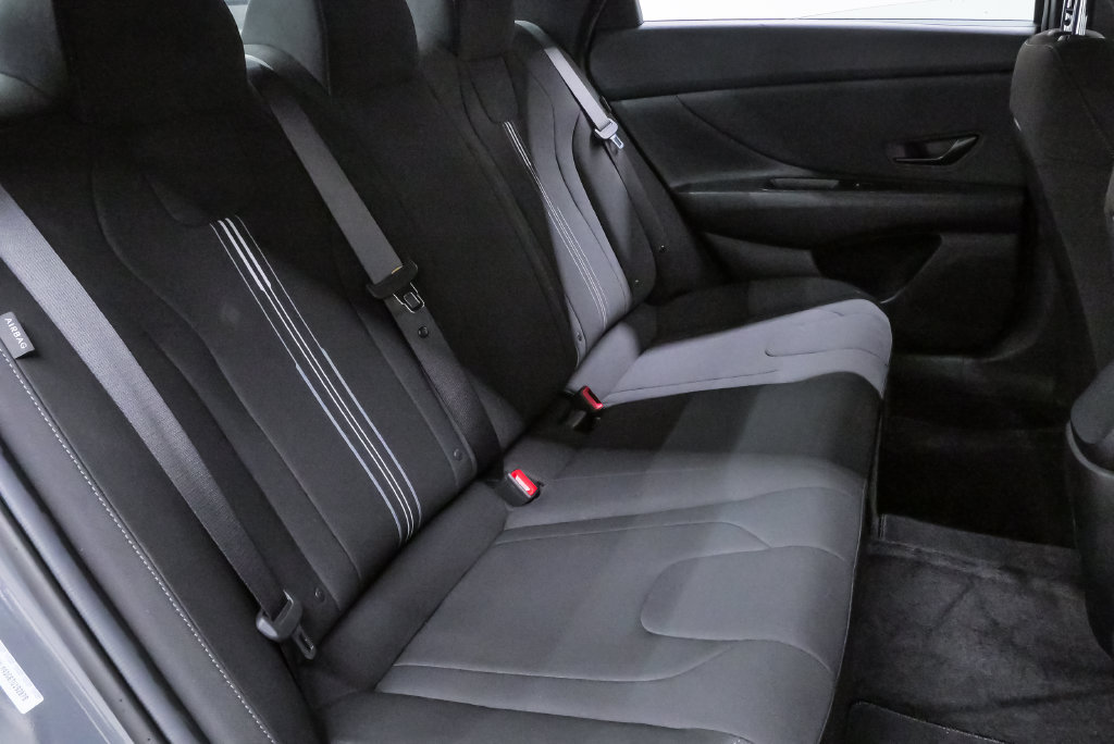 Certified 2026 Hyundai Elantra Sport FWD image 11