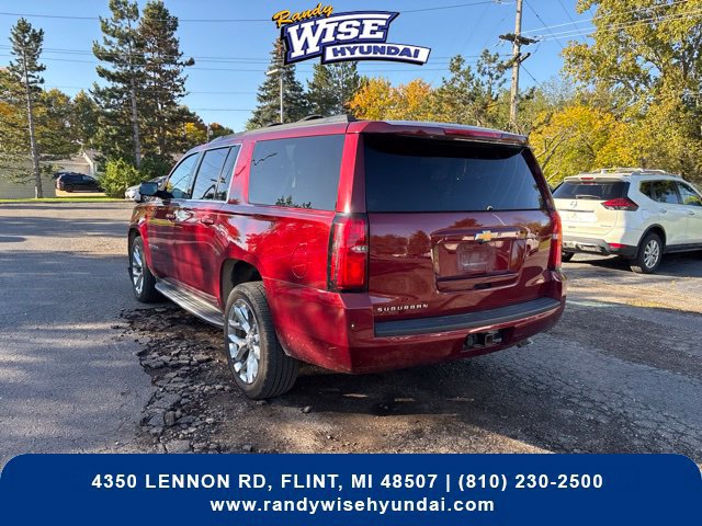 Used 2020 Chevrolet Suburban LT AWD/4WD image 7
