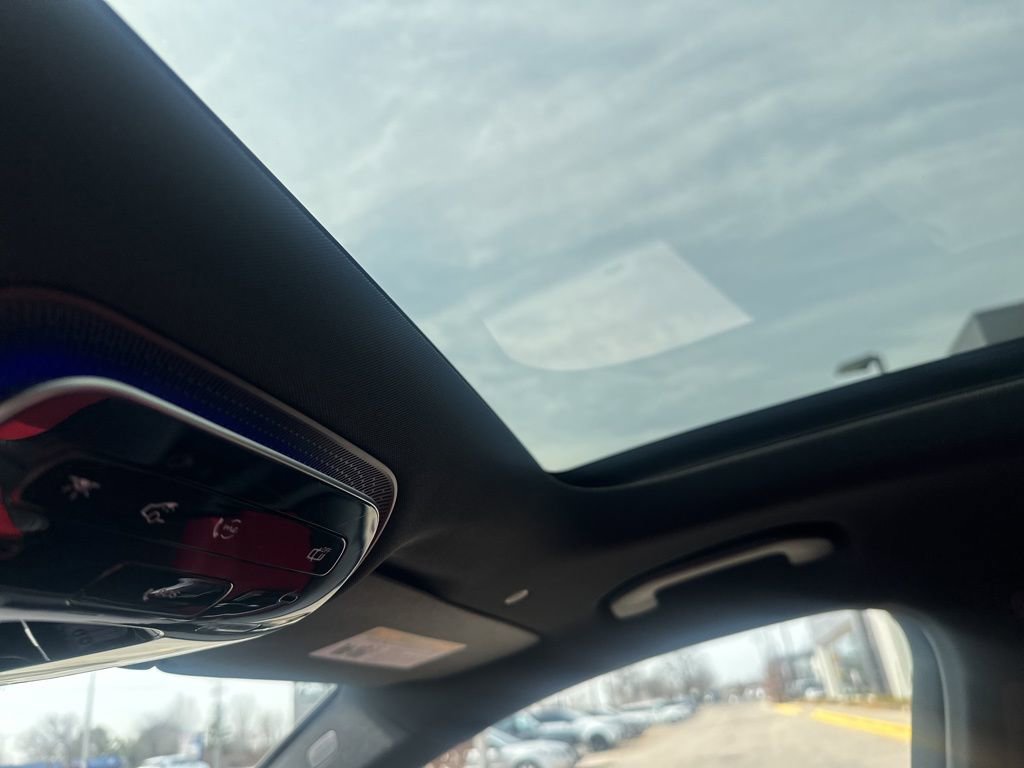 Used 2024 Mercedes-Benz GLC 300 4MATIC image 19