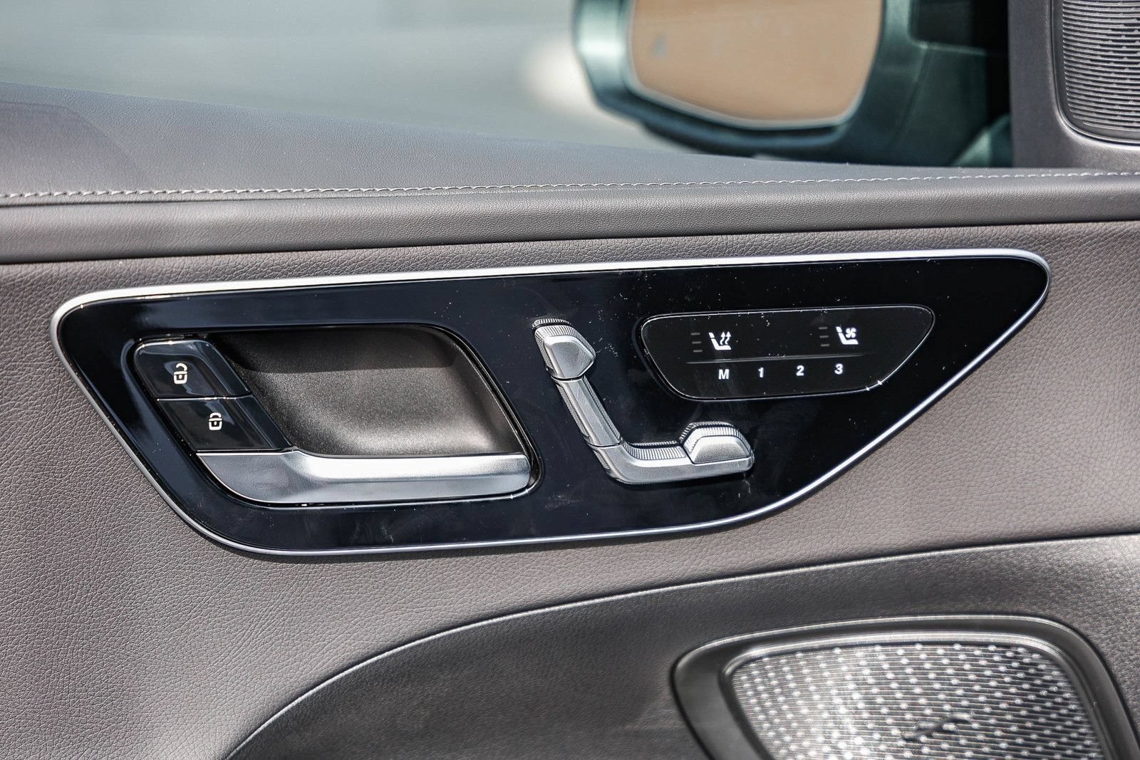 New 2026 Mercedes-Benz C 300 Sedan image 23