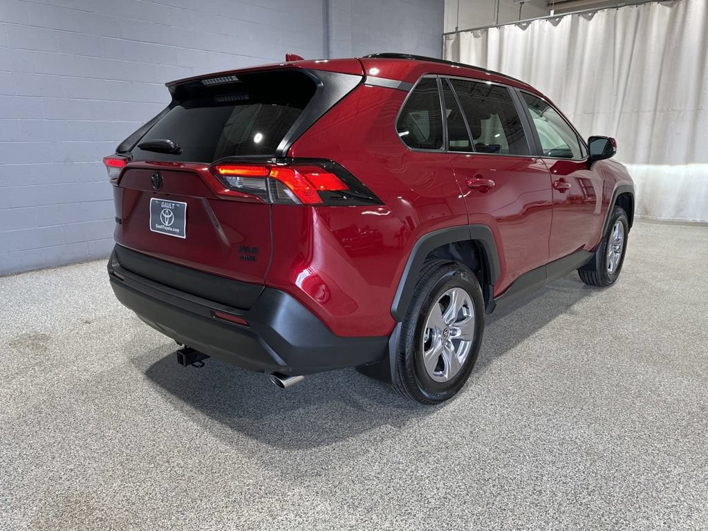 Certified 2025 Toyota RAV4 XLE w/ Convenience Package AWD/4WD image 4