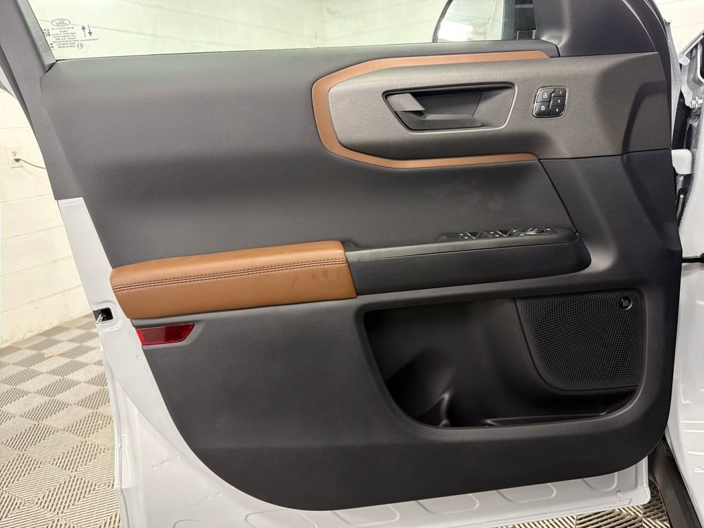 New 2026 Ford Bronco Sport Outer Banks w/ Outer Banks Tech Package+ AWD/4WD image 16