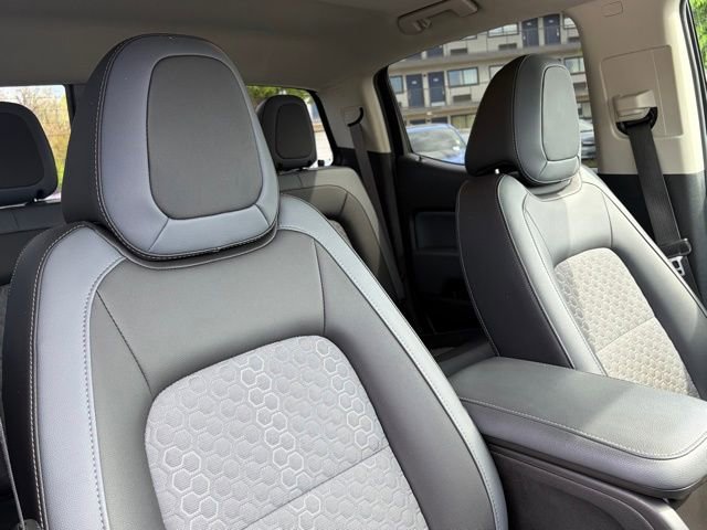 Used 2021 Chevrolet Colorado Z71 w/ Safety Package image 28