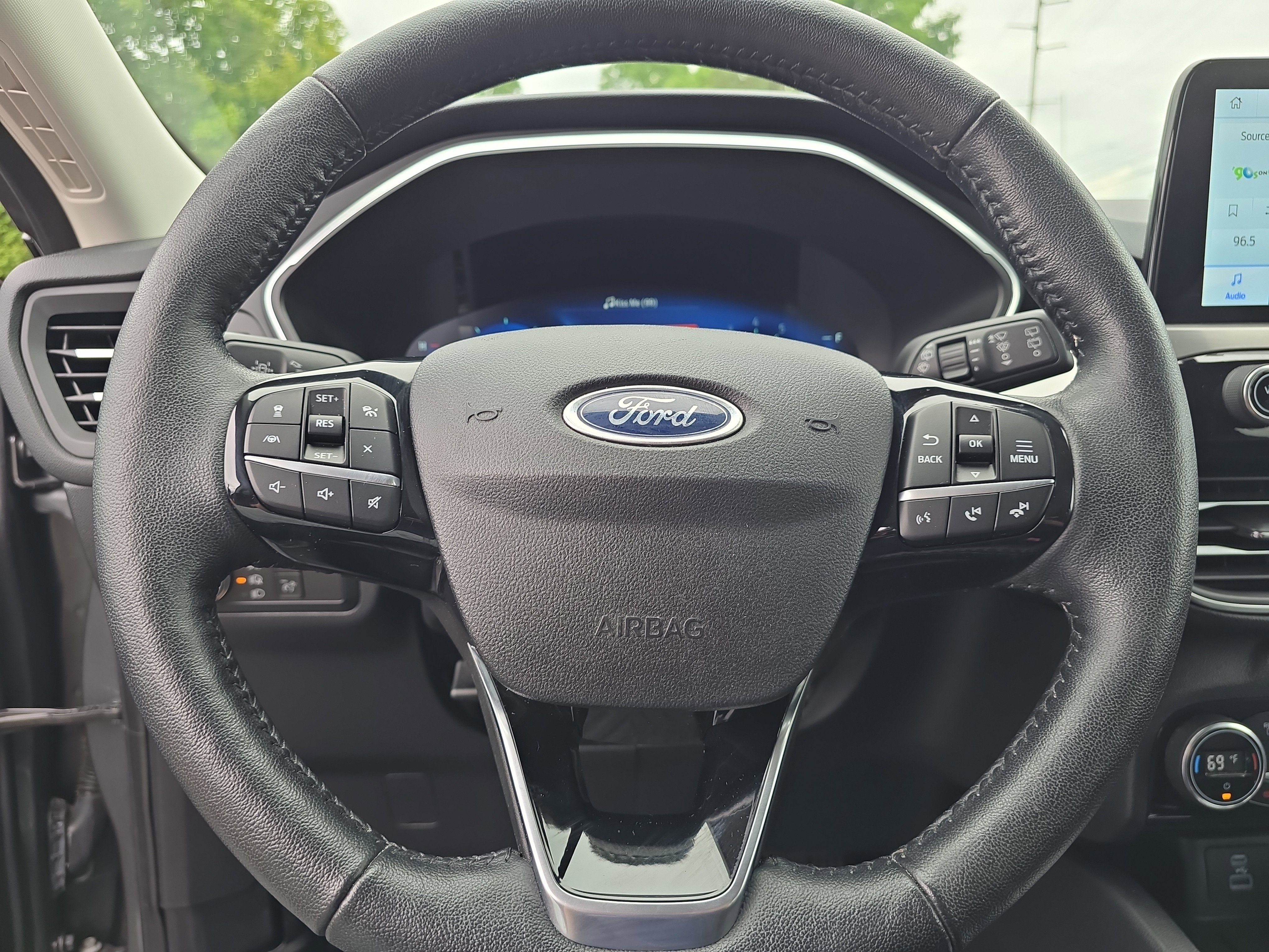 Used 2021 Ford Escape Titanium image 25