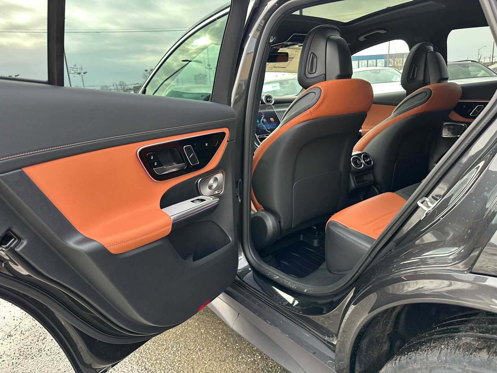 New 2026 Mercedes-Benz GLC 300 4MATIC image 15