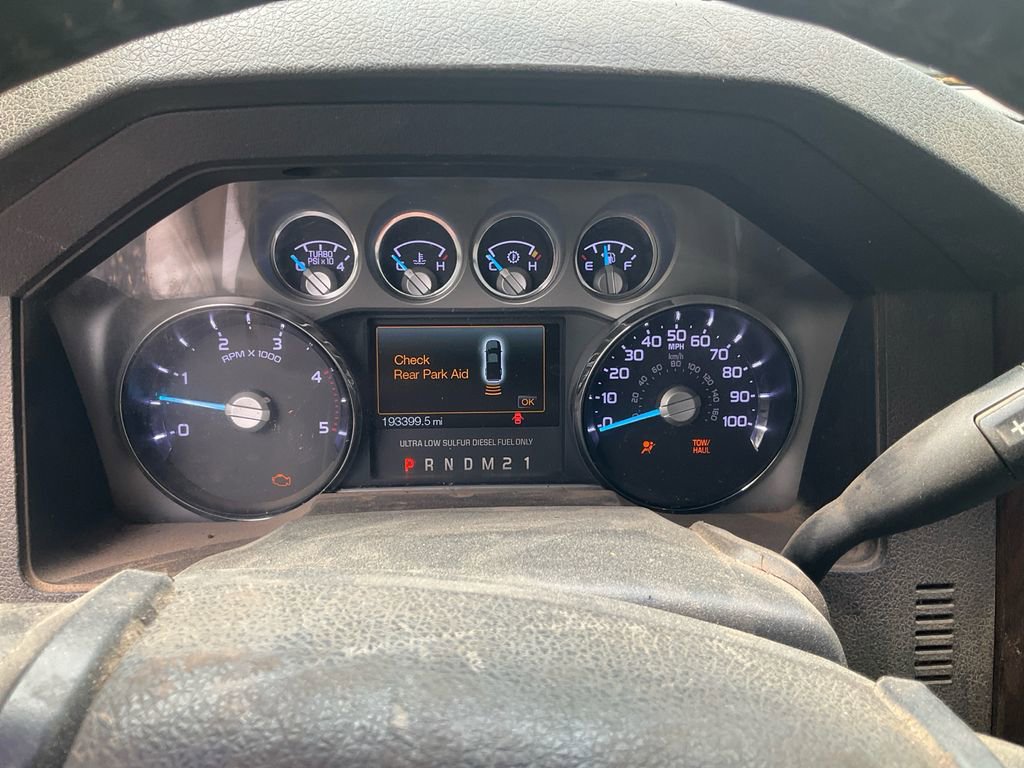 Used 2015 Ford F250 Lariat w/ Lariat Interior Package image 22