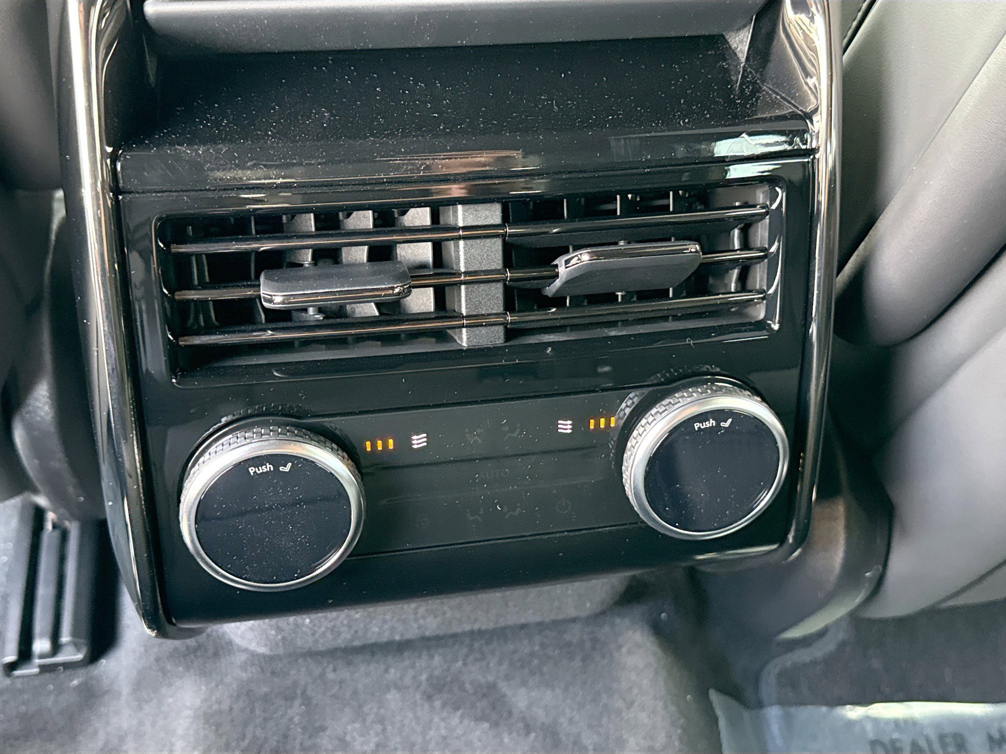 New 2026 Land Rover Range Rover Sport Dynamic SE image 21