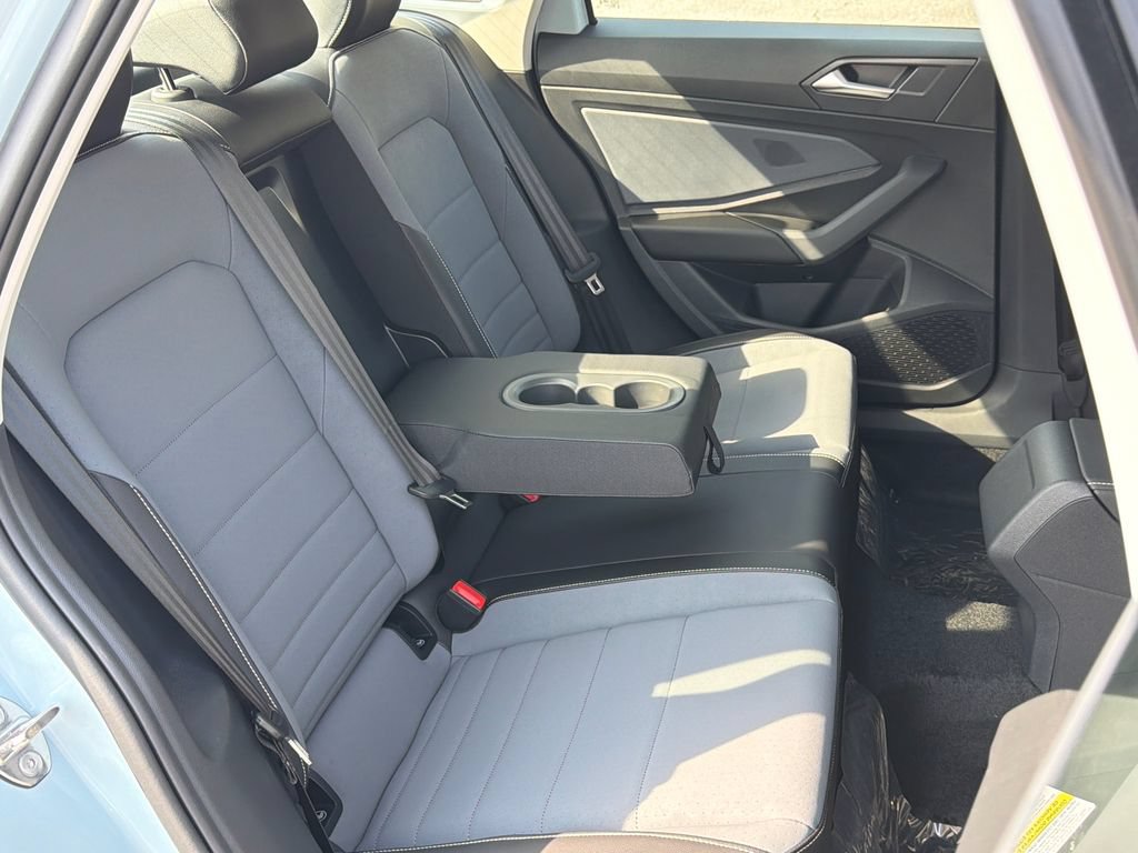 New 2026 Volkswagen Jetta SE FWD image 24