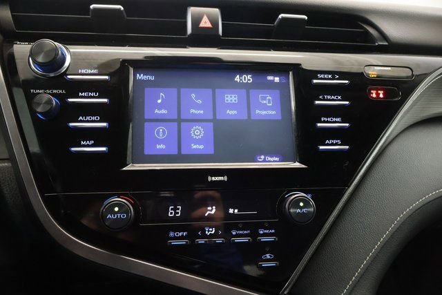 Used 2020 Toyota Camry SE w/ Carpet Mat Package FWD image 20